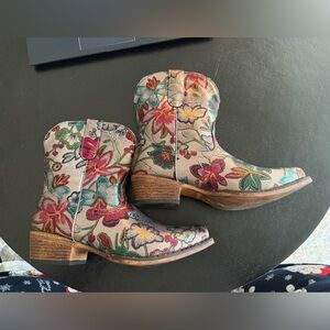 Roper Multicolor Floral Cowboy Boots